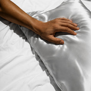 Silver-Ion Silk Pillowcase – Silver